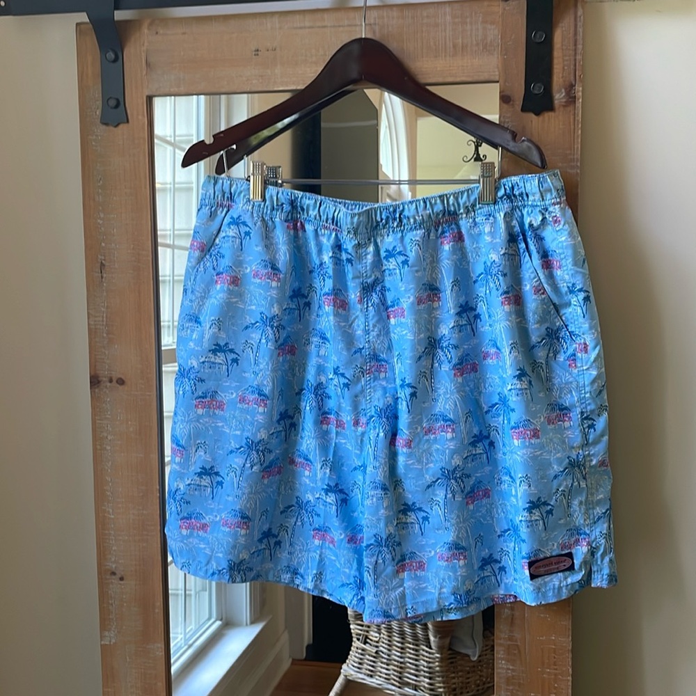 Vineyard Vines  Chappie Swim Trunks Size XL